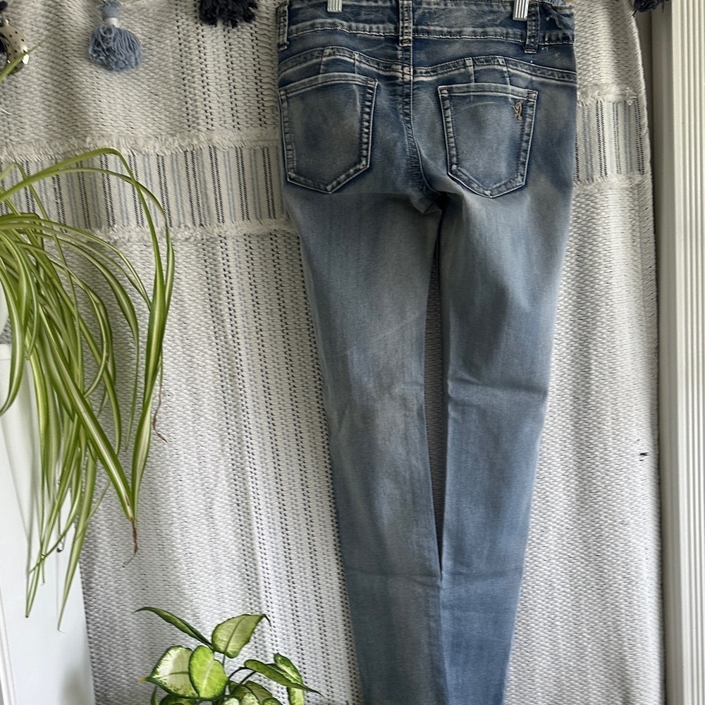 VIP Women's Jeggings - Picture 3 of 8